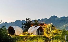 Tớ Dày Du Già Village